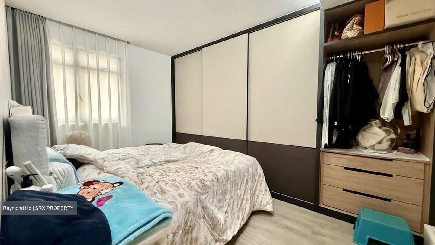 Blk 21 Holland Drive (Queenstown), HDB 5 Rooms #527752001